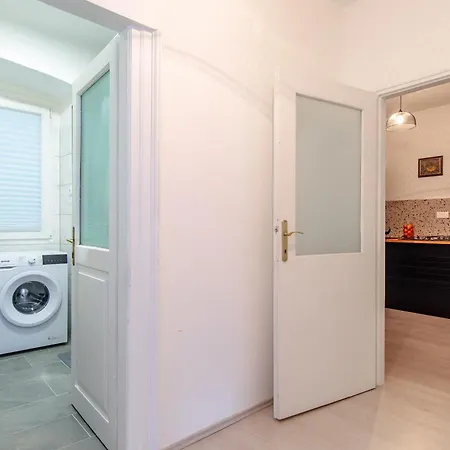 Capo Franko Apartment