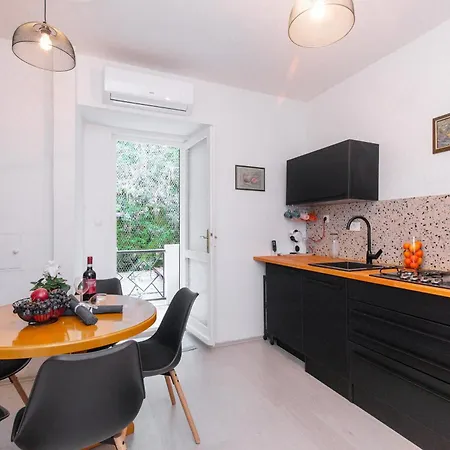 Apartment Capo Franko
